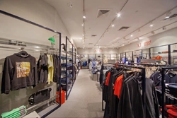 Освещение магазина Armani Jeans. BUTIK.RU. Москва
