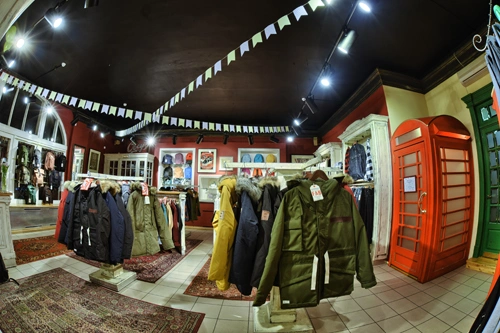 Освещение Освещение магаина FAB STORE Dr.Martens. Санкт-Петербург - фото 2