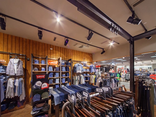 Освещение Освещение магазина Levis. BUTIK.RU. Москва. - фото 2