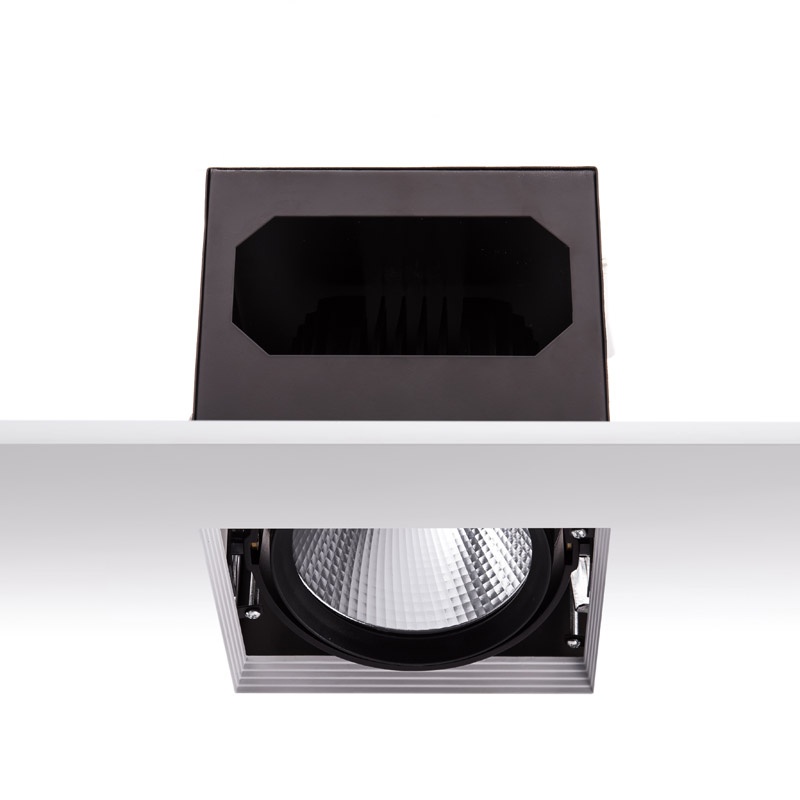 LED светильник встраиваемый карданный безрамочный