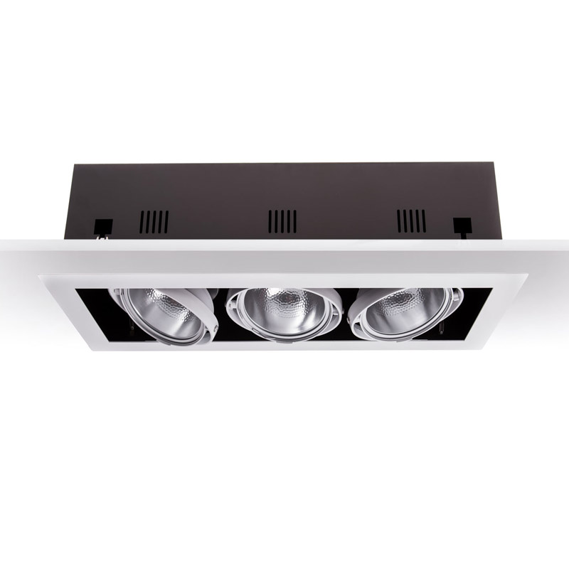 LED светильник карданный