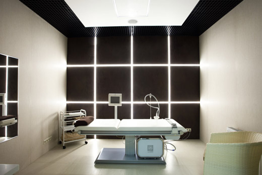 индивидуальные светотехнические решения - освещение медицинского центра