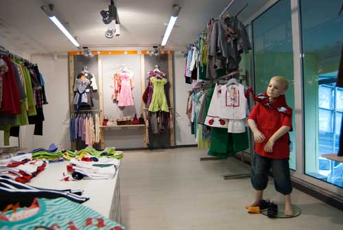 Освещение Магазин детской одежды ДВА ВЕСЕЛЫХ ГУСЯ, Москва - фото 2